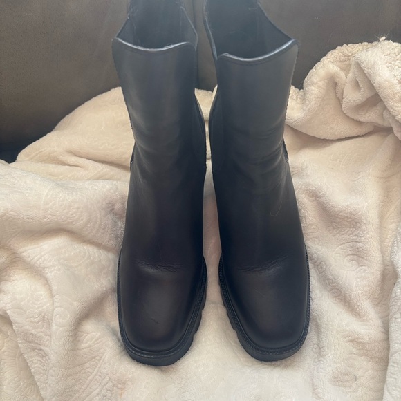 Sam Edelman Rollins block heel Chelsea boot - Picture 2 of 7